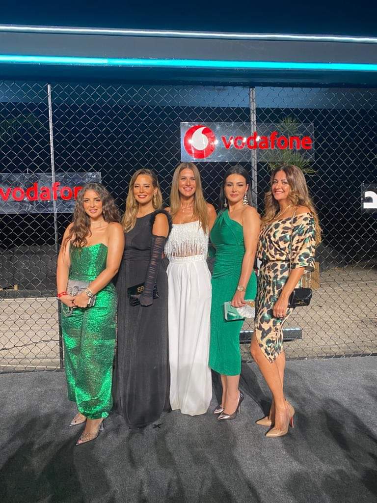 received_1378657062663107