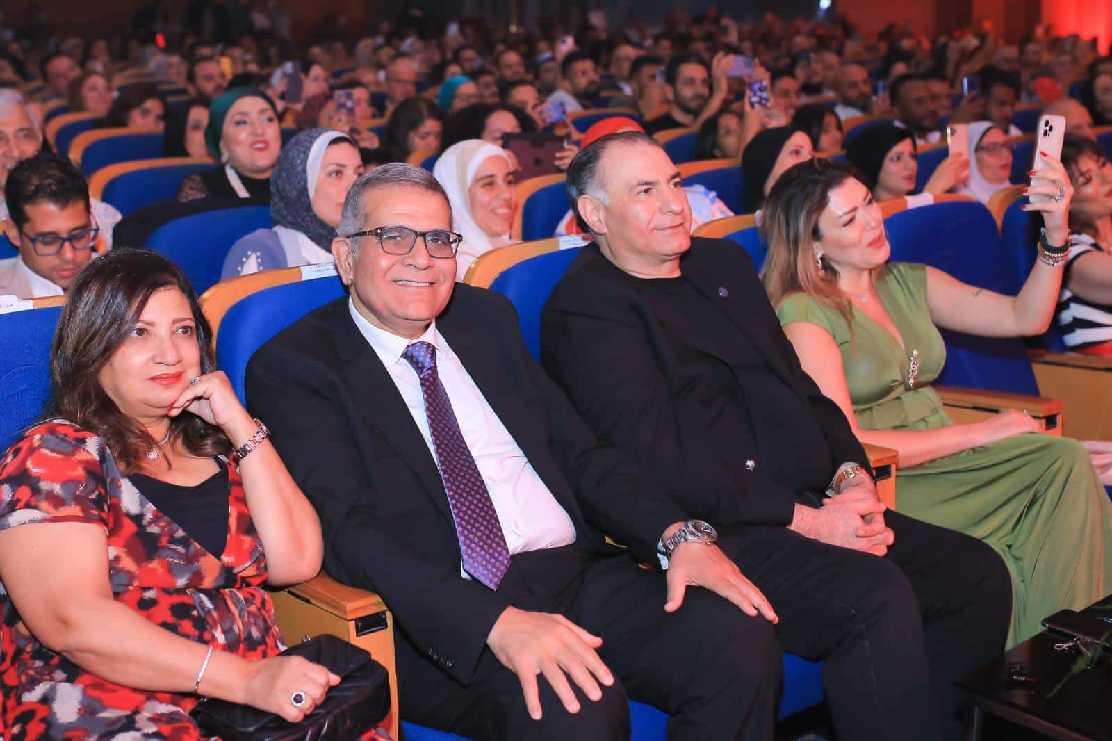 received_1193799084503922