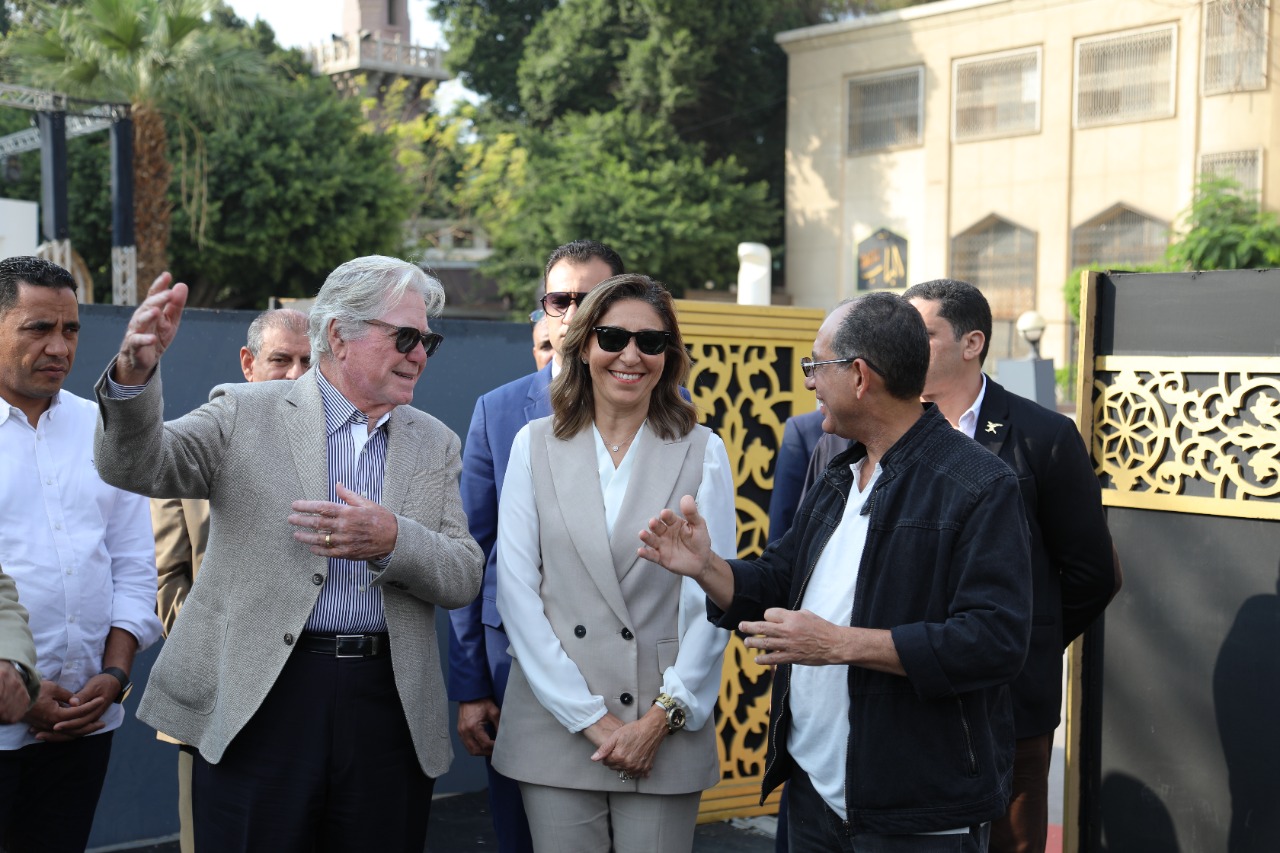 5c0dba54-15b4-40e7-a7d0-1c4ff4723bad