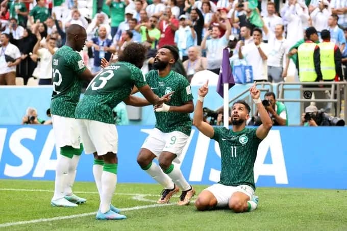 السعودية تحقق فوزا تاريخيا على الأرجنتين