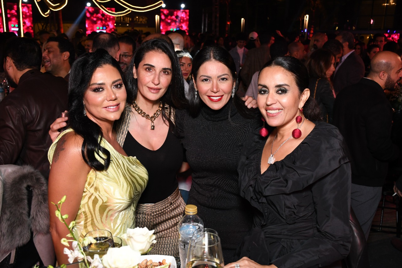 (13) Shahid Reception Event during CIFF 2022- صورة جماعية