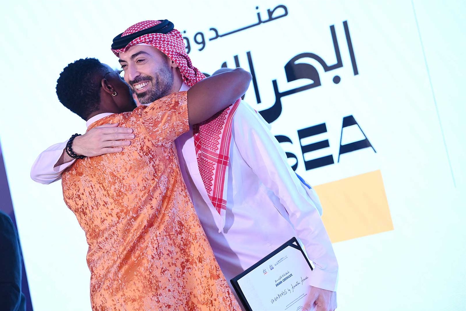 EMC_1691_ff487822-5584-426d-b104-8aa2ec9dca0b