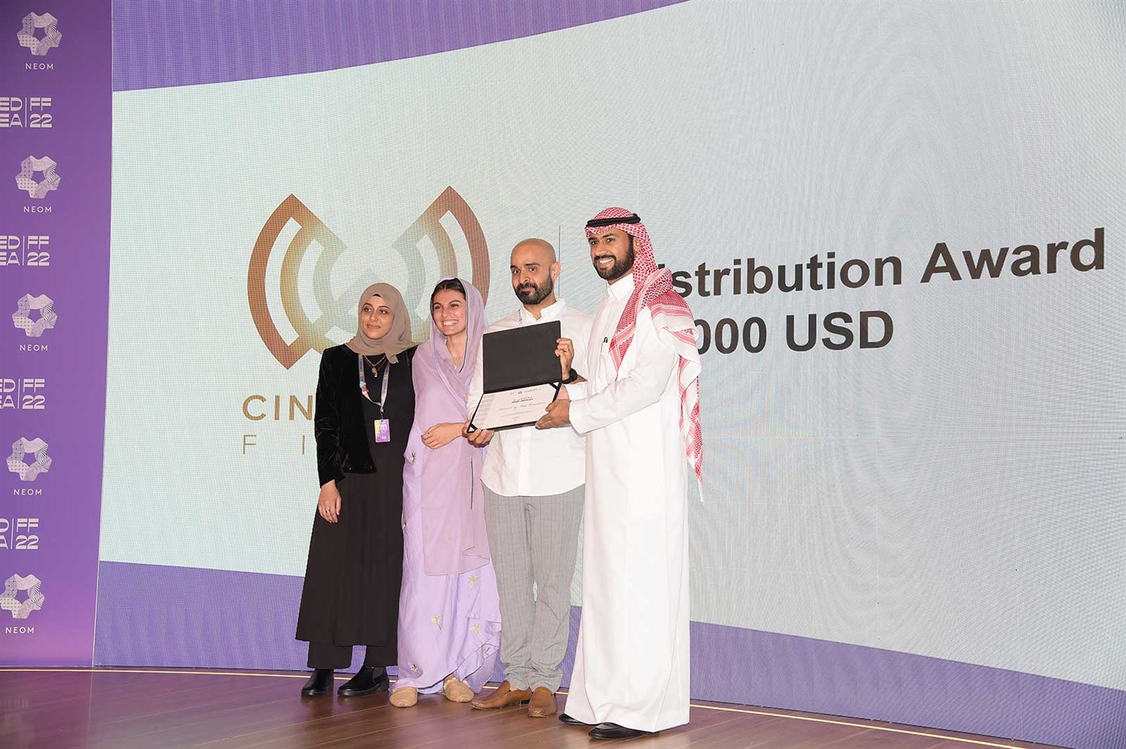 EMC_3036_ee045e3d-e21a-4a9e-b210-4a872b048951