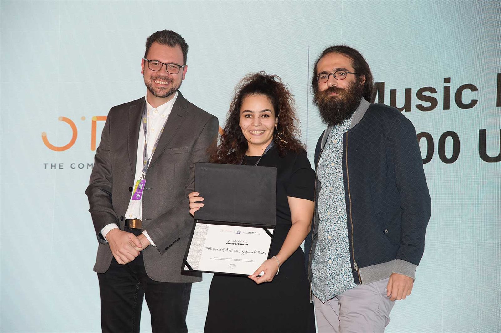 EMC_2986_bf97bd1a-c840-4219-adec-da8039be24c1