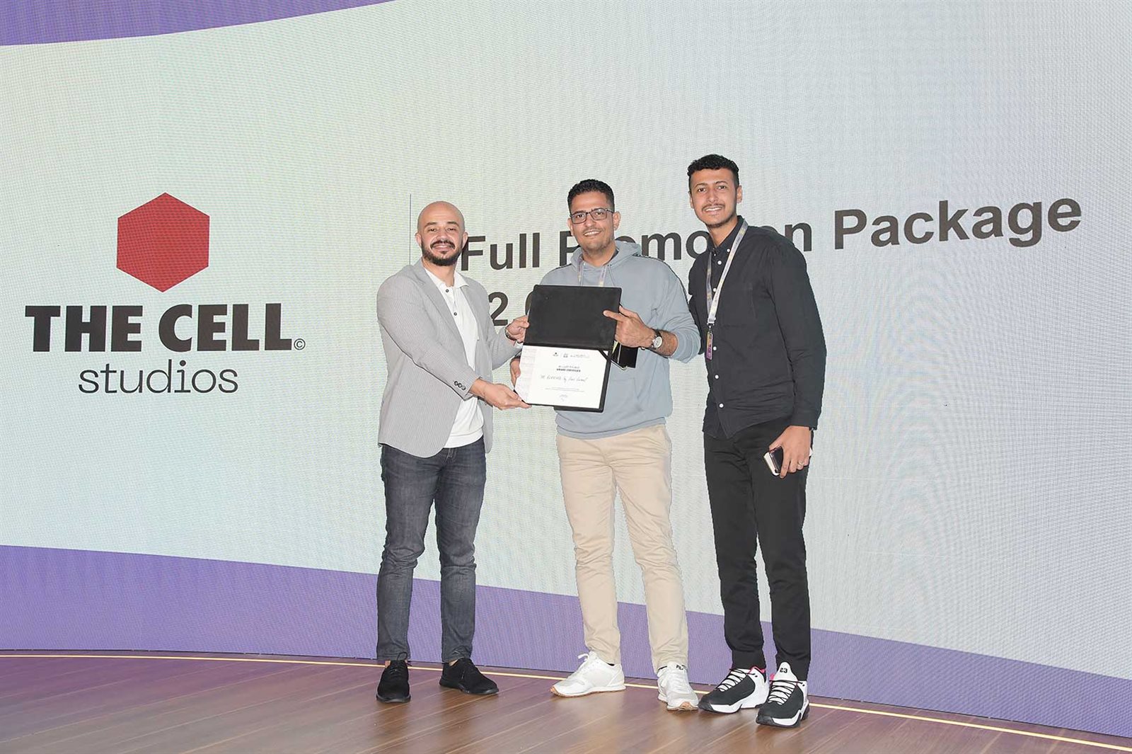 EMC_2964_22dc475b-6398-4fce-98f5-5c161ebd576a