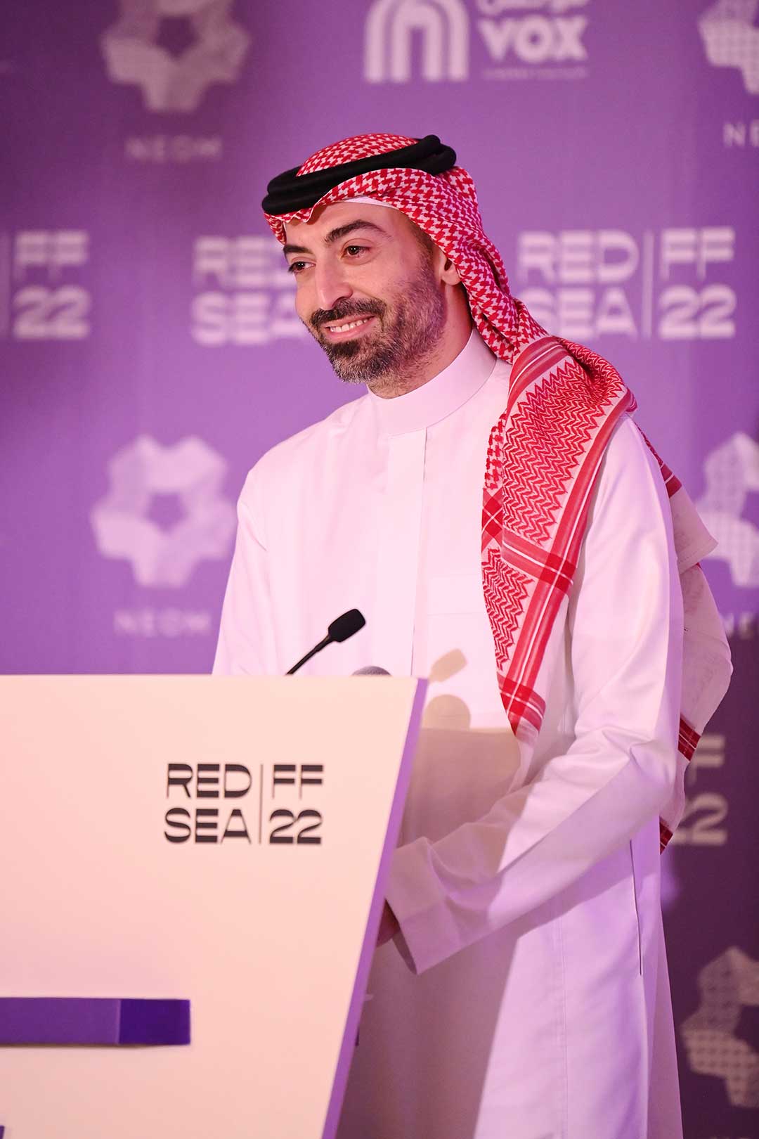 EMC_1460_e5142216-bdf3-4374-bfc9-e600465d3537