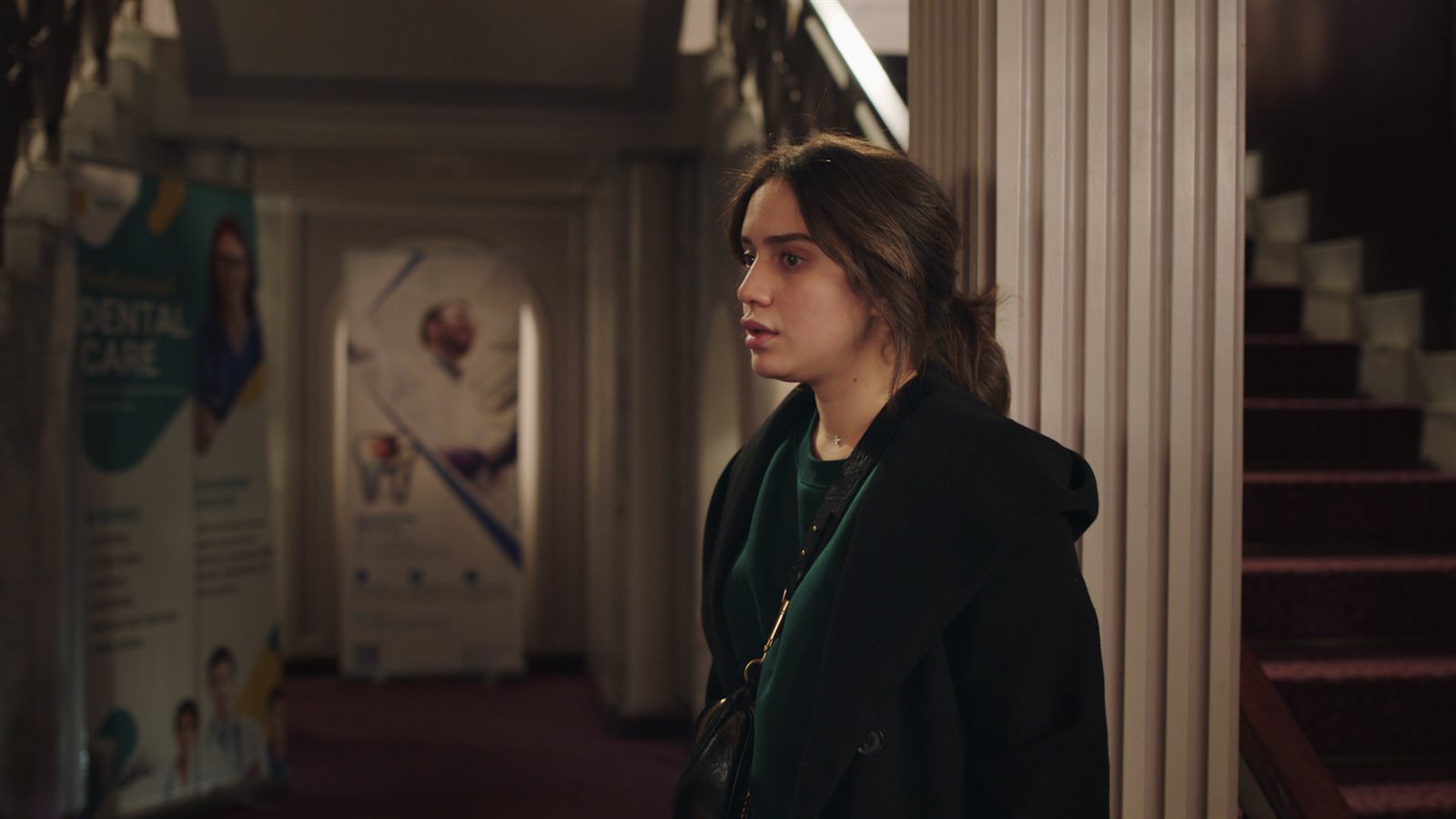 (7) Shahid- أزمة منتصف العمر- رنا رئيس