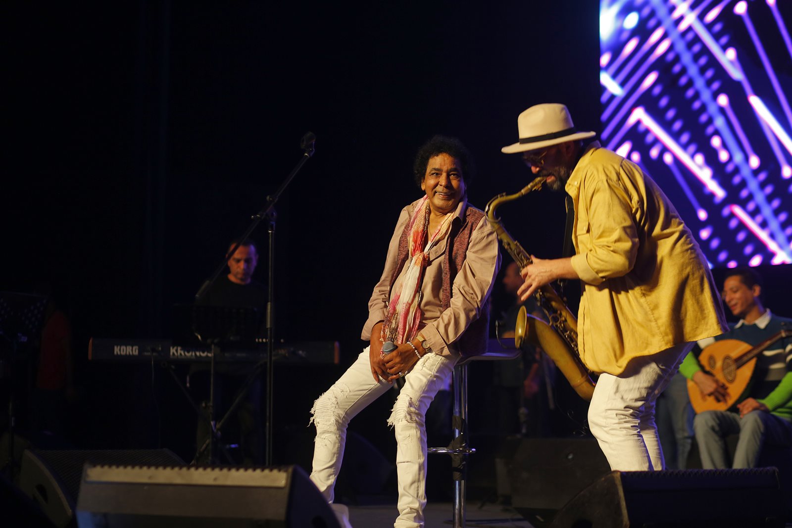 منير مع عازف الساكس فون نور عاشور