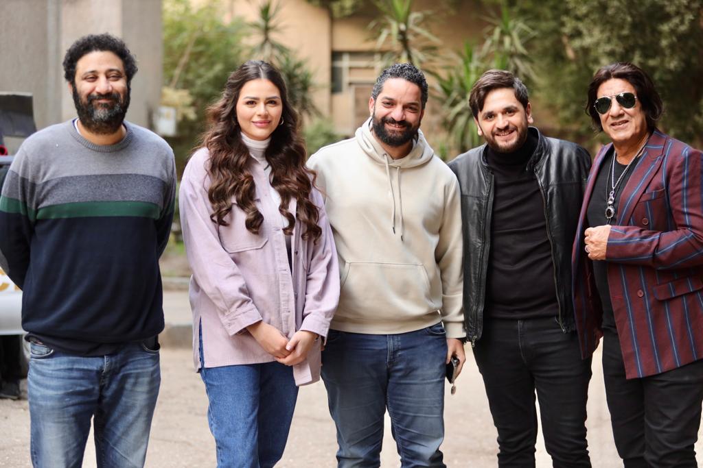 شادي الرملي وكريم أبو ذكري مع أبطال كشف مستعجل