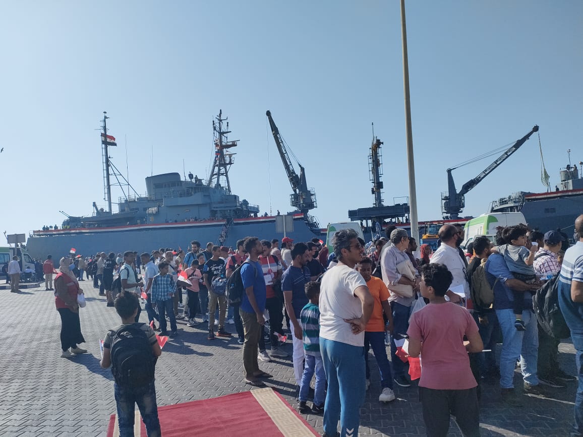 126332-الأجهزة-المختصة-سهلت-لهم-الإجراءات-