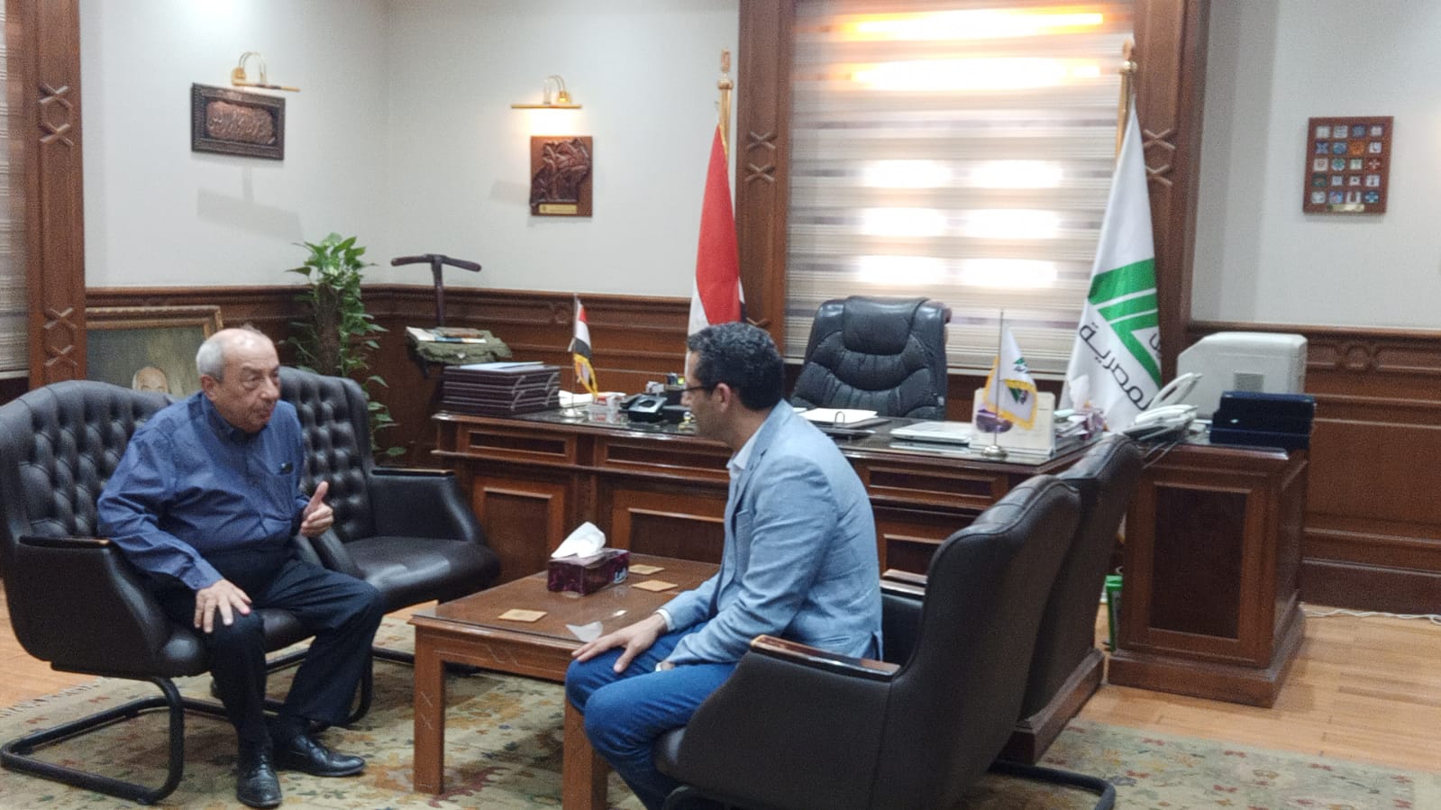 ff8df067-d913-49a2-bbc8-b4f7c0d1d941