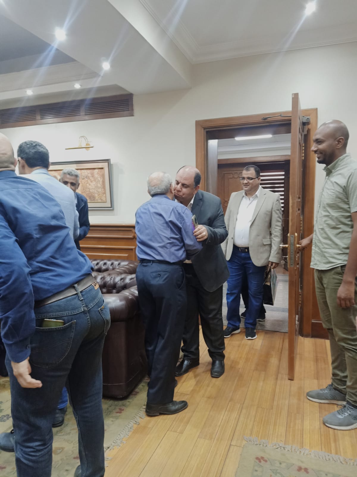 250eb7c0-b15c-471b-a3ef-c04fbaf914a7