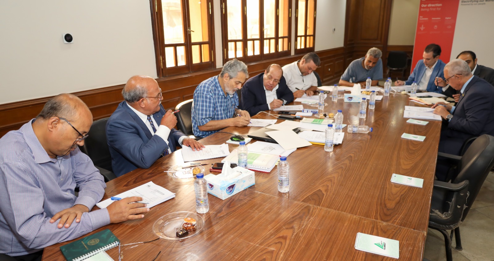 496a2cef-1b87-44ce-8aef-ff60c1984a9d