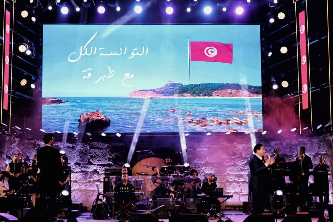 d769f524-9034-454e-8394-207e74cbb047