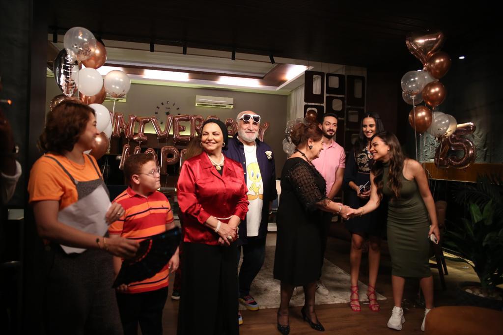 فريق عمل مسلسل 