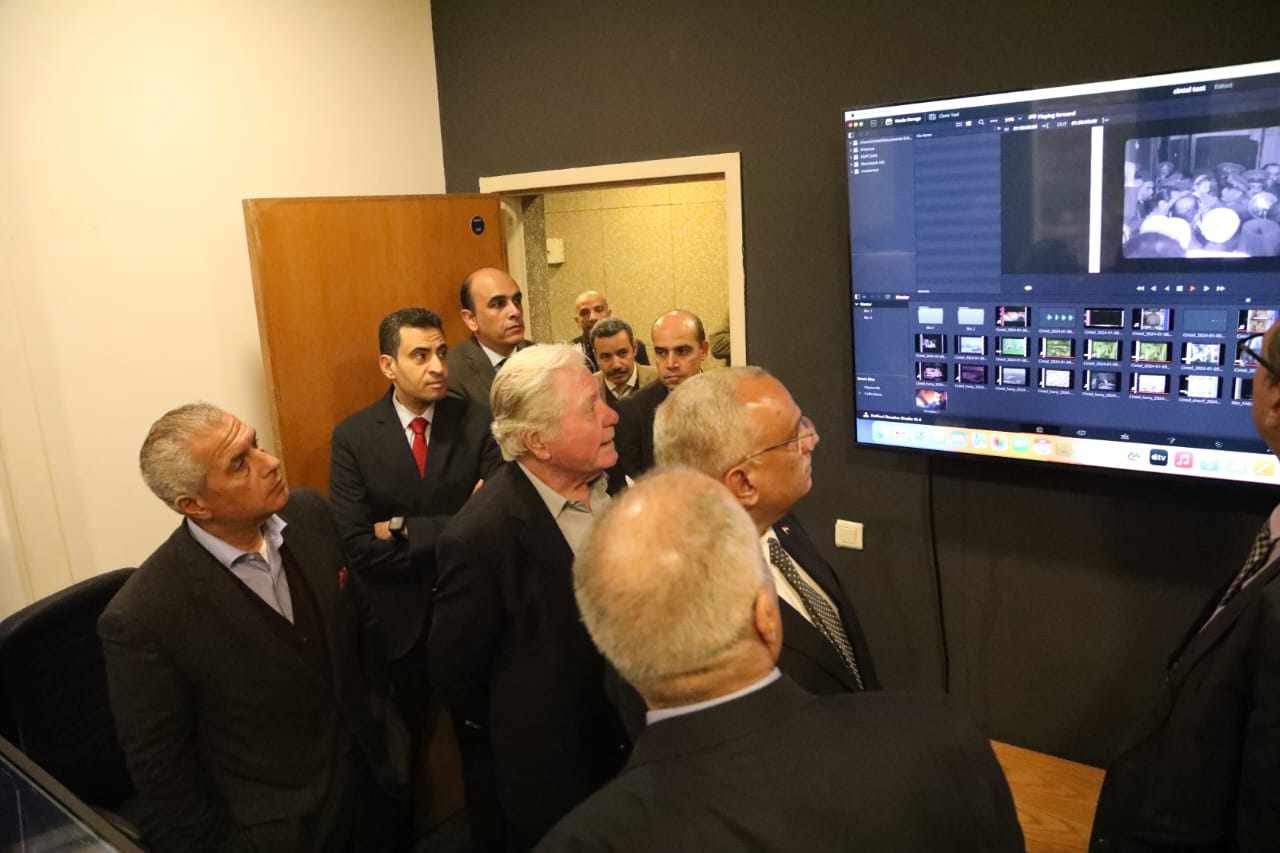 received_362440316542386