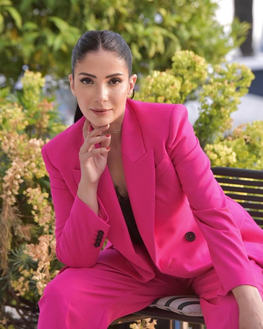 منى زكي عن رحلة 404: عودتي لـ السينما بهذا الفيلم كان مخاطرة كبيرة