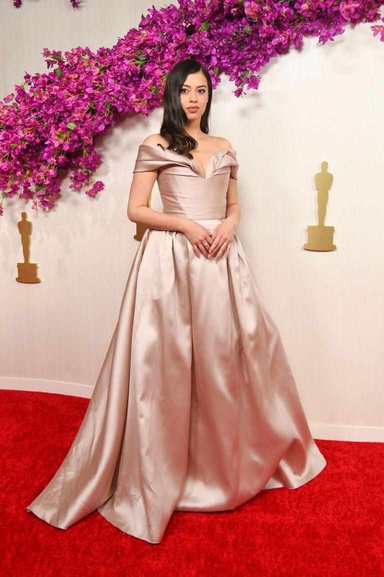 196-023620-celebrity-looks-oscars-2024-red-carpet-9