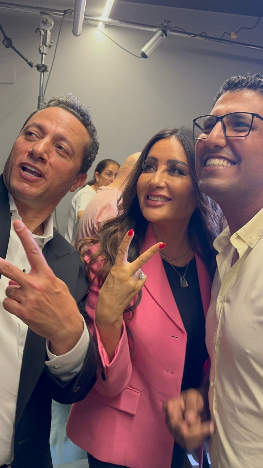 مفيش ممنوع.. تفاصيل 4 كليبات بنظام الذكاء الاصطناعي Ai للنجمة لطيفة مفيش ممنوع.. تفاصيل 4 كليبات بنظام الذكاء الاصطناعي Ai للنجمة لطيفة