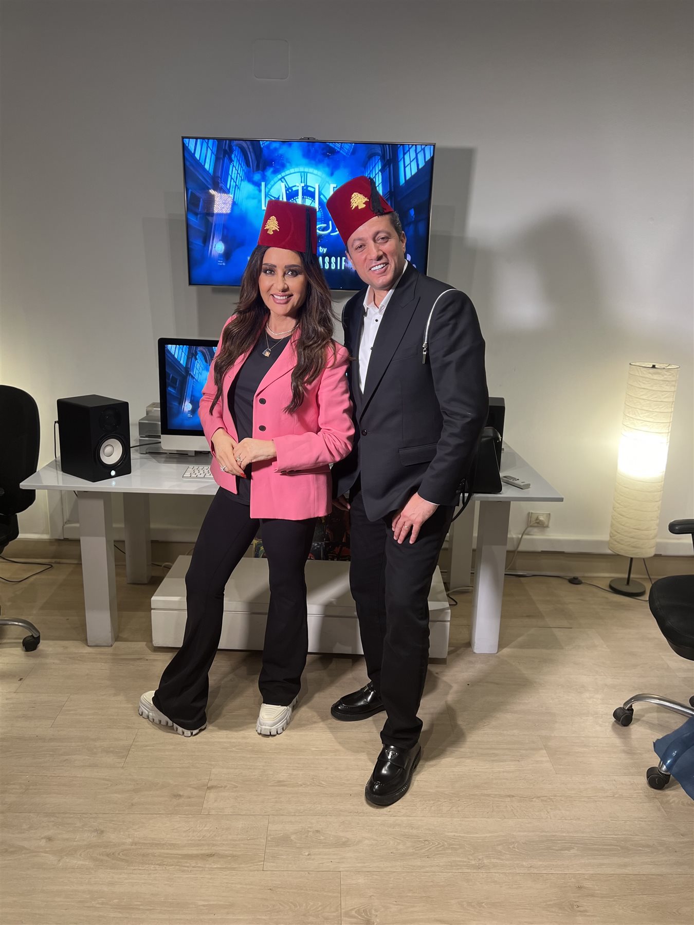 لطيفة: أستمد قوتي من أمي... واختارت معي أغاني ألبوم مفيش ممنوع قبل رحيلها (حوار)