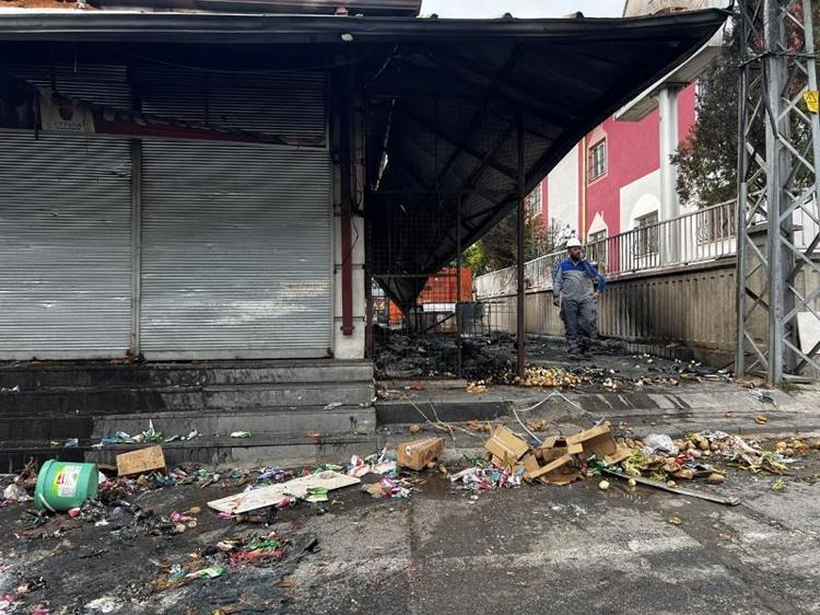 تكسير وحرق محلات السوريين في قيصري التركية