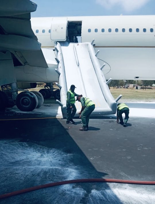 حريق على متن طائرة ركاب سعودية أثناء هبوطها في مطار بيشاور (صور)