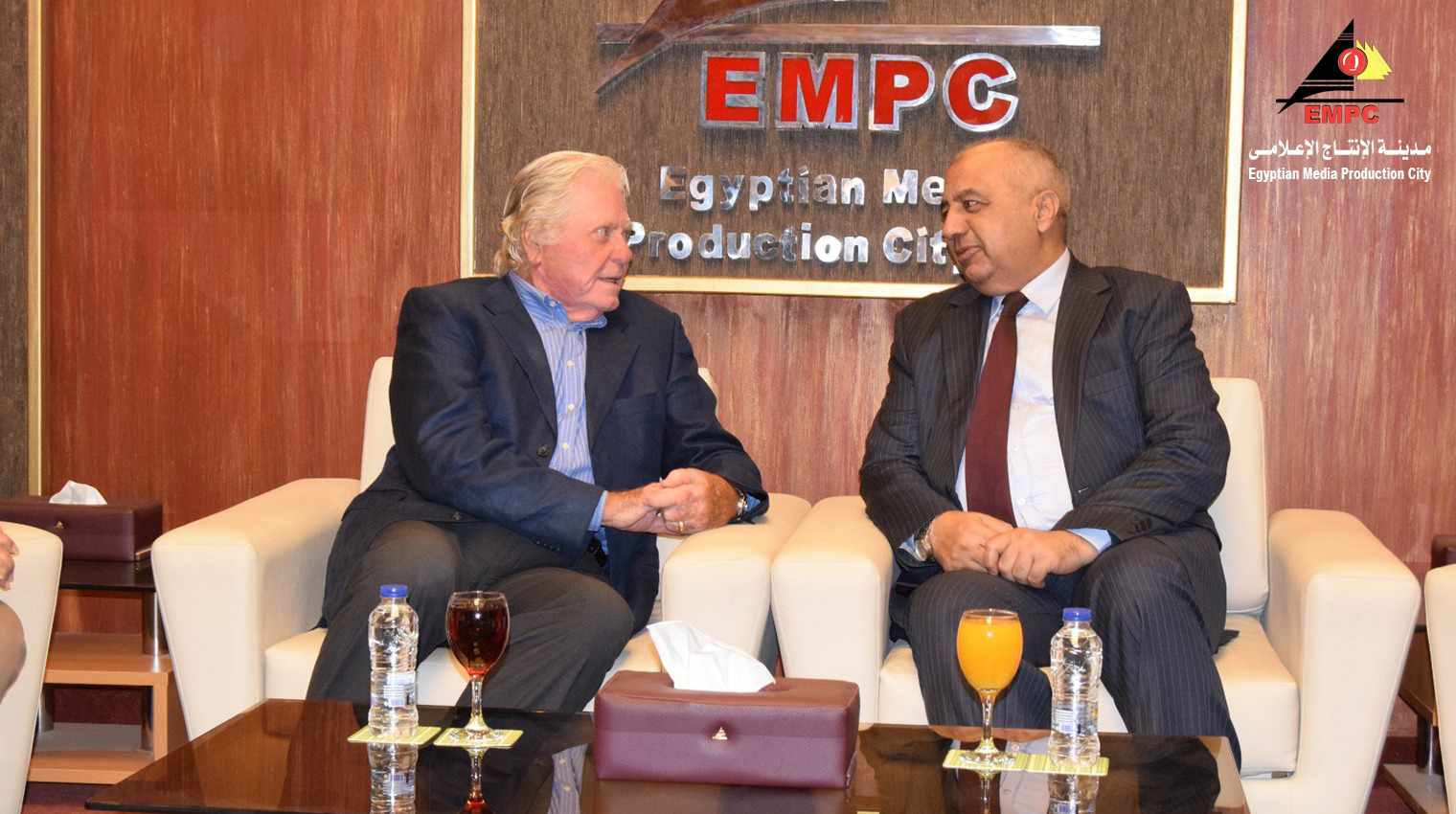 received_1239929960501952