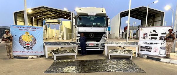 قوات حرس الحدود تواصل جهودها في توجيه الضربات القاصمة للعناصر الإجرامية والمهربين