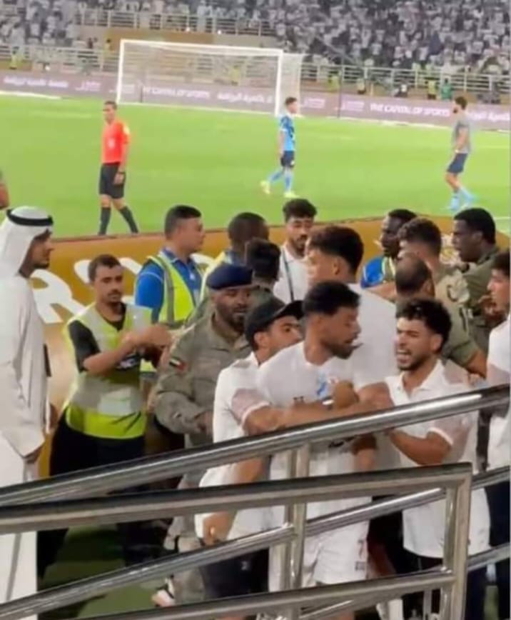 عقوبات ثلاثي الزمالك.. قرارات رادعة من الإدارة ضد دونجا وشلبي وعبدالواحد السيد