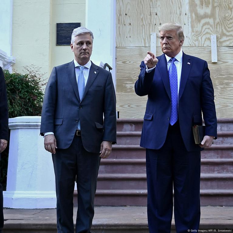 بالأسماء.. القائمة الأكثر قربا للمناصب السيادية لفريق ترامب الرئاسي