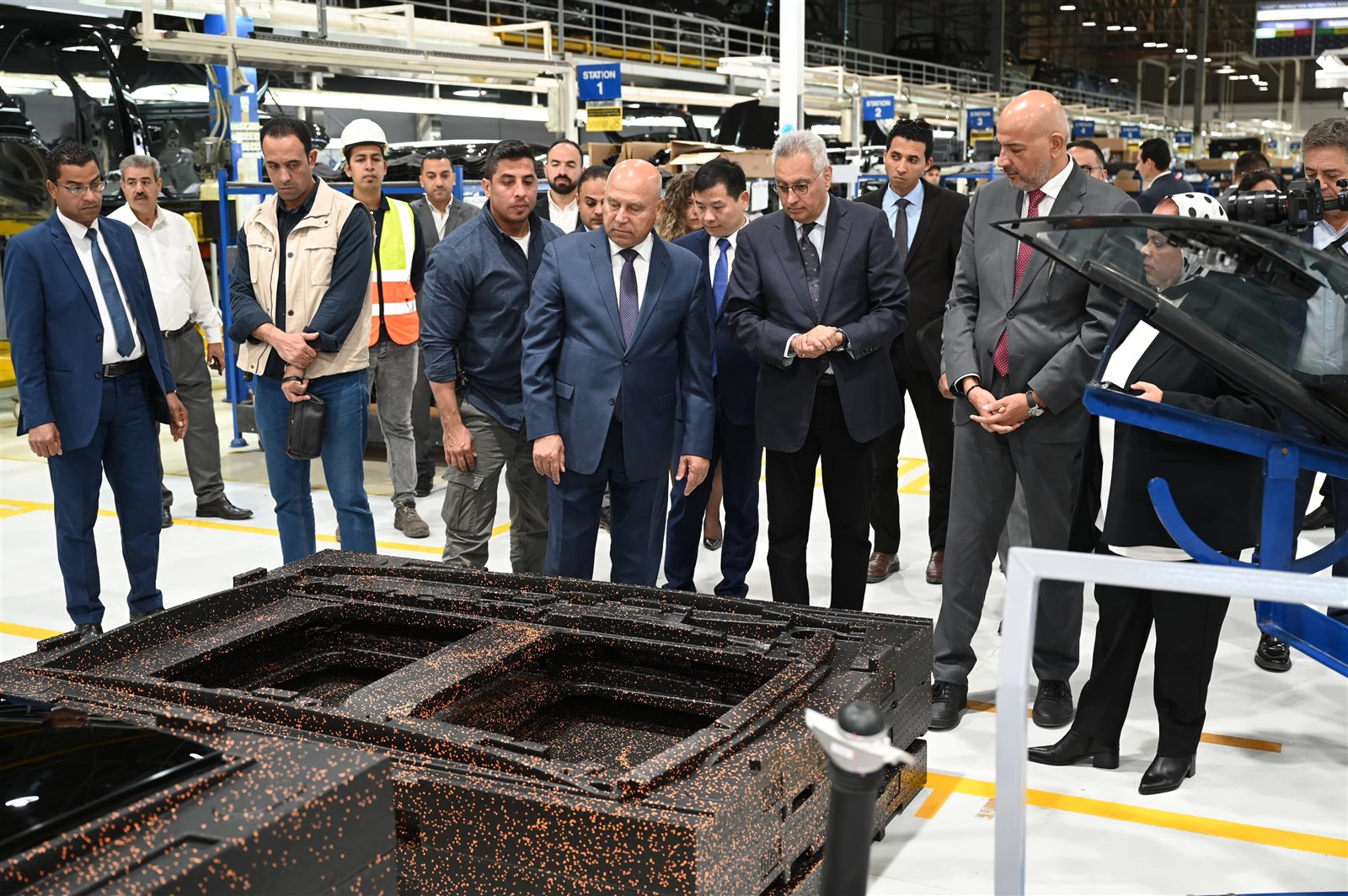 إطلاق سيارة 