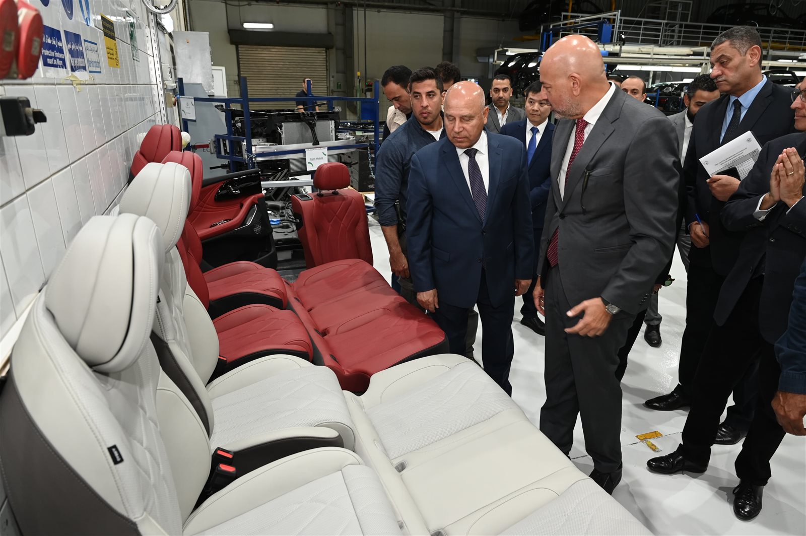 إطلاق سيارة 