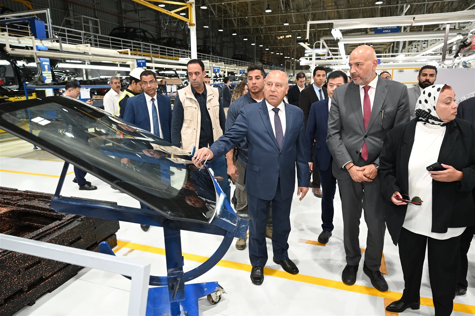 إطلاق سيارة 