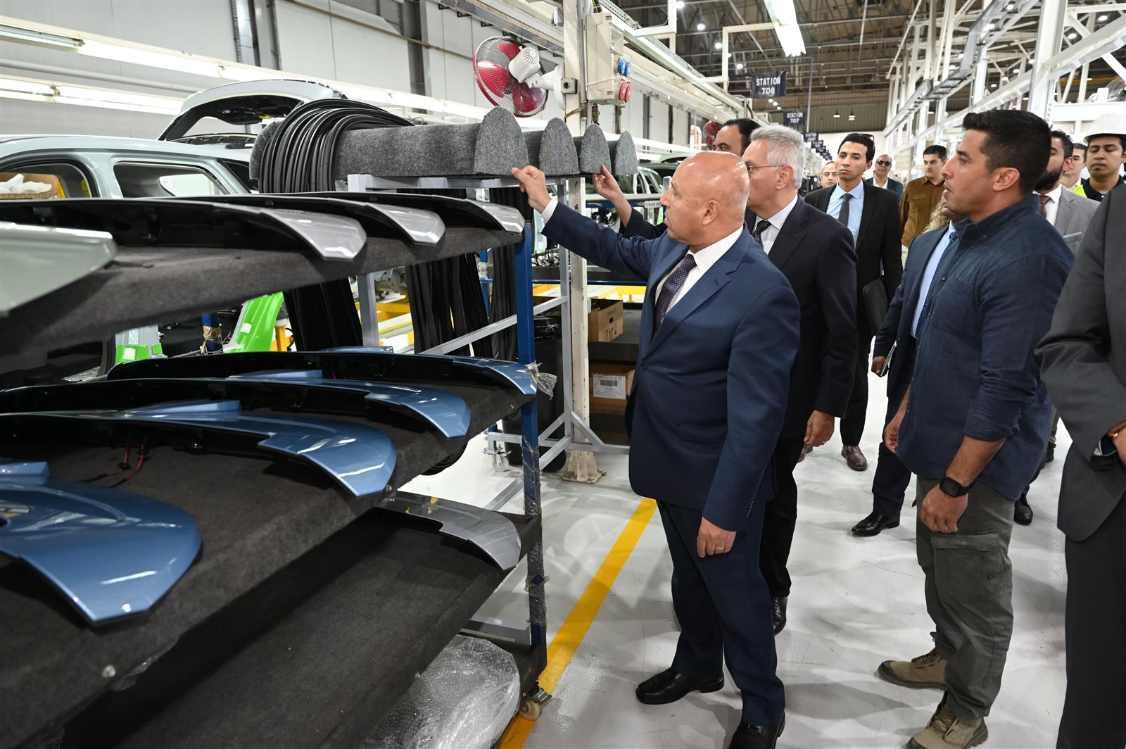 إطلاق سيارة 