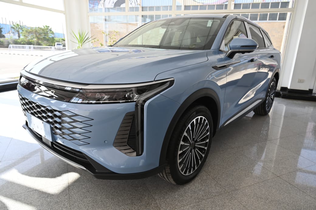 إطلاق سيارة 