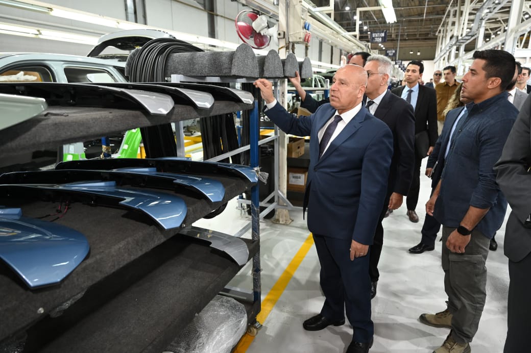 إطلاق سيارة 