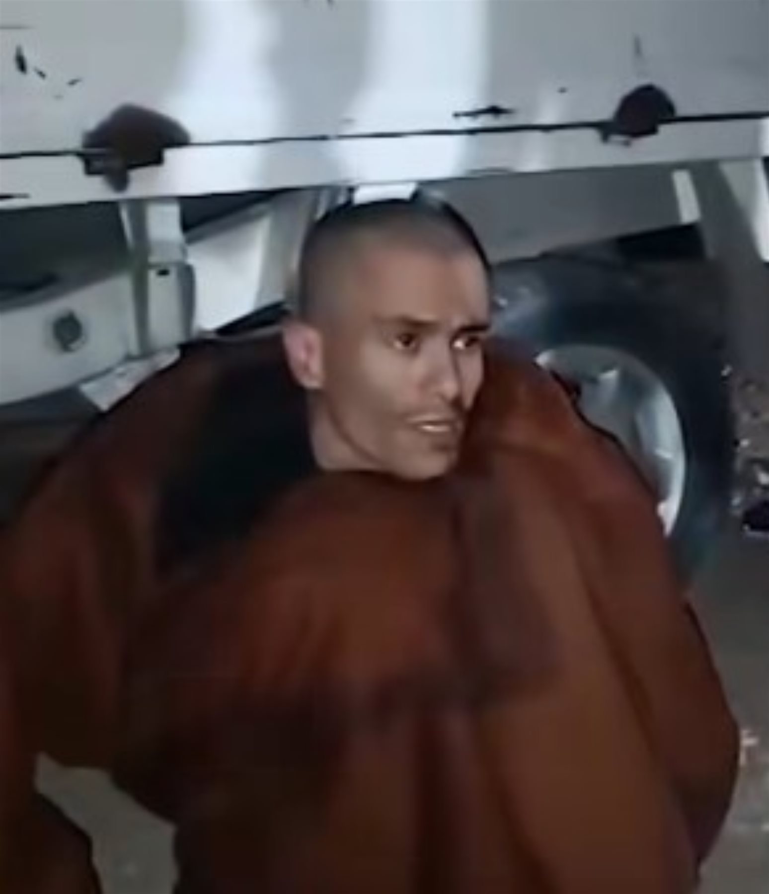 عاجل سجن صيدنايا.. مشاهد صادمة من داخل المسلخ البشري السوري