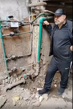 تفاصيل أزمة الفنان صبحي خليل بعد طرده من شقته في حي العجوز