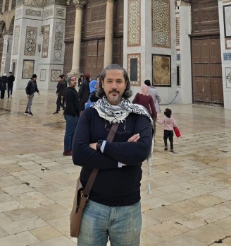 تفاصيل ترحيل عبد الرحمن يوسف القرضاوي من لبنان إلى الإمارات