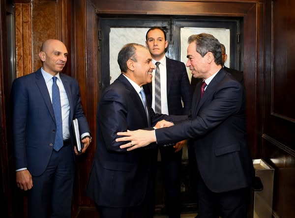 عبد العاطي يؤكد الدور الهام للمؤسسات الإعلامية في توعية المجتمع بالتحديات الخارجية