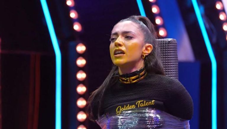 ستيفاني عطالله لـ رامز جلال: القبلة بمليون جنيه