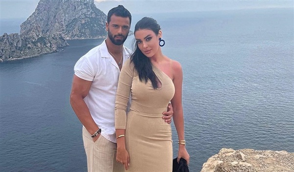 حقيقة انفصال ميرنا نور الدين نجمة فهد البطل مدرب كمال الأجسام