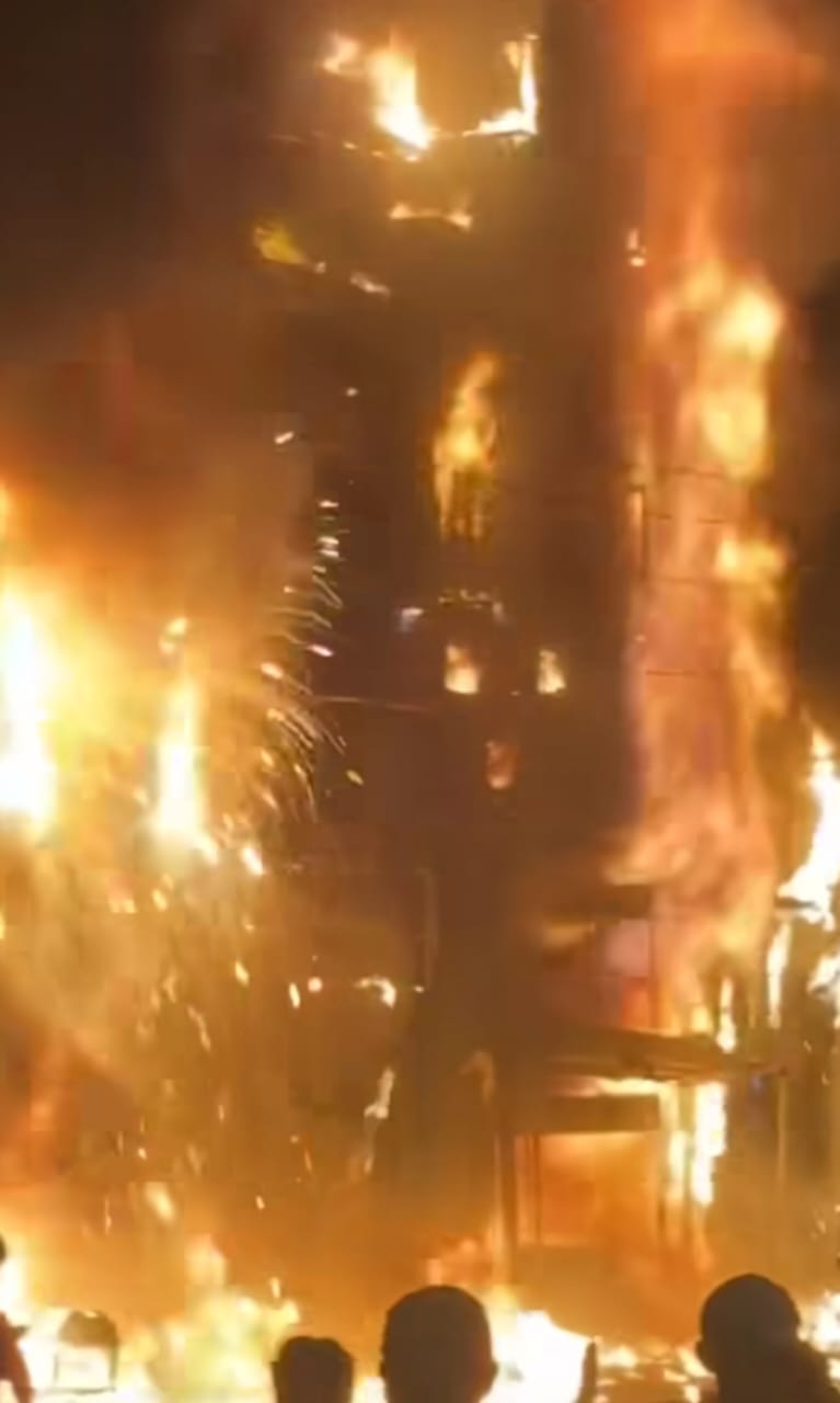 حريق مطعم ميدان سفير