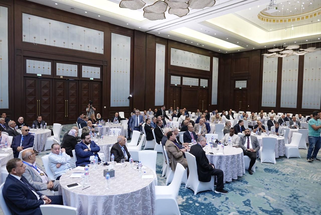 غرفة شركات السياحة: الرئيس السيسي يولي اهتماما كبيرا لصناعة السياحة