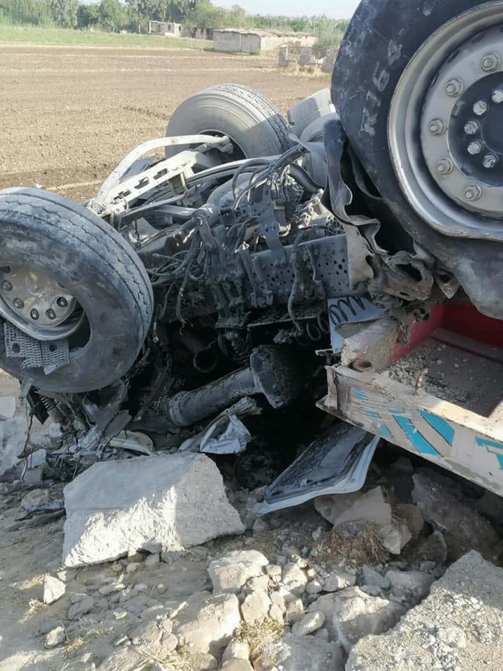 وفاة سائق وإصابة 3 في حادث تصادم على الطريق الإقليمي بالمنوفية (صور)