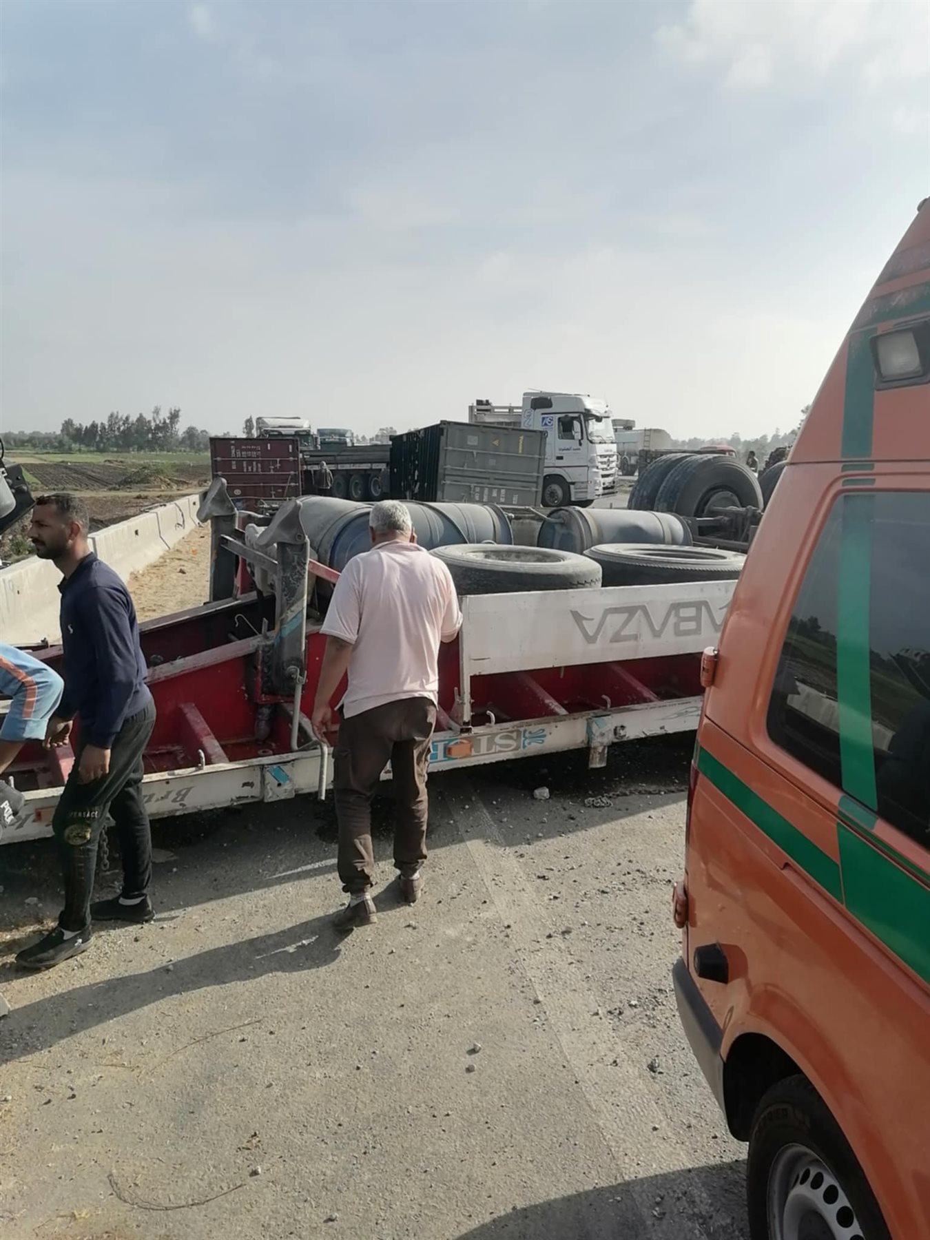 وفاة سائق وإصابة 3 في حادث تصادم على الطريق الإقليمي بالمنوفية (صور)