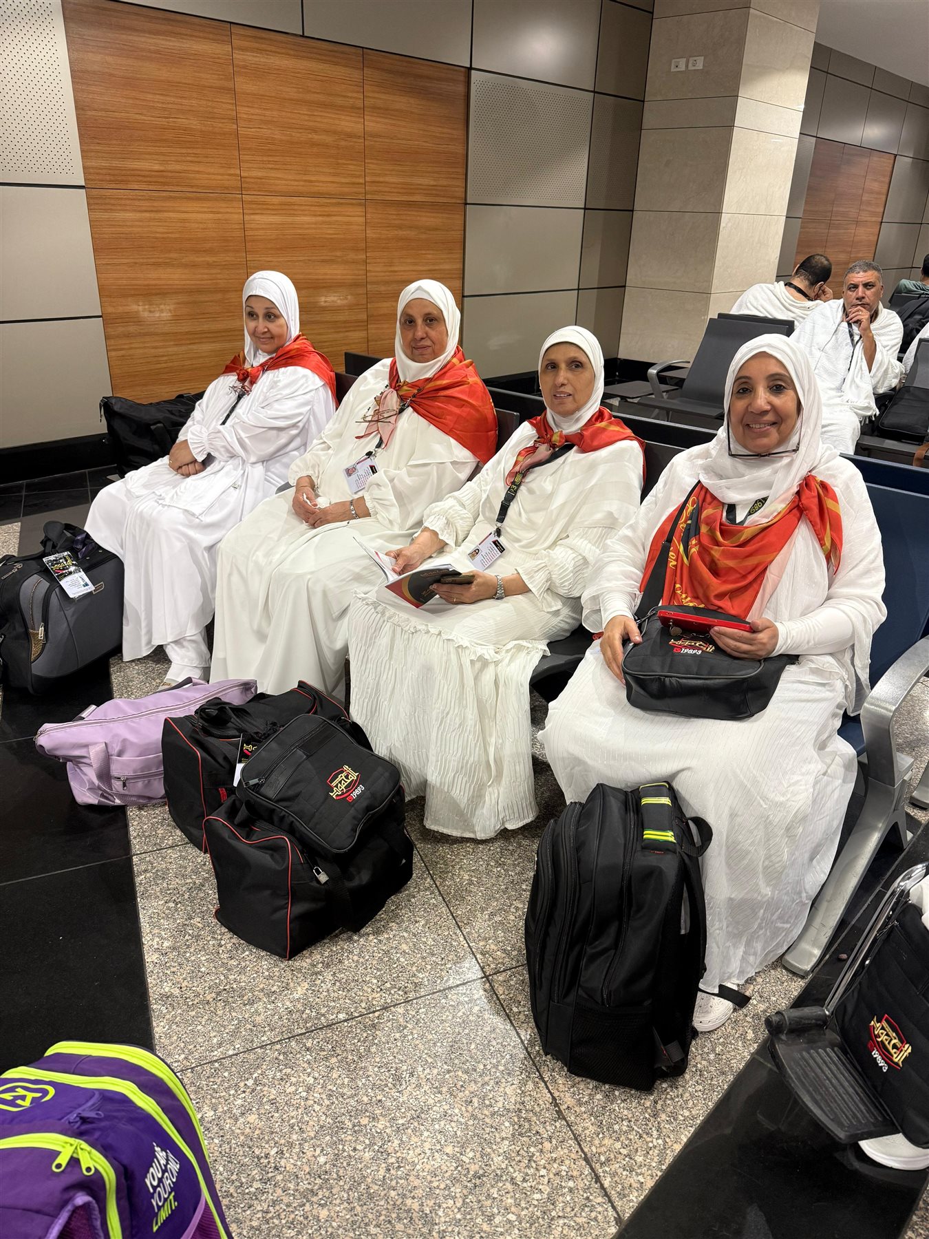 انطلاق أولى رحلات الحج السياحي جوا لموسم 1446هـ وسط استعدادات مكثفة من السياحة