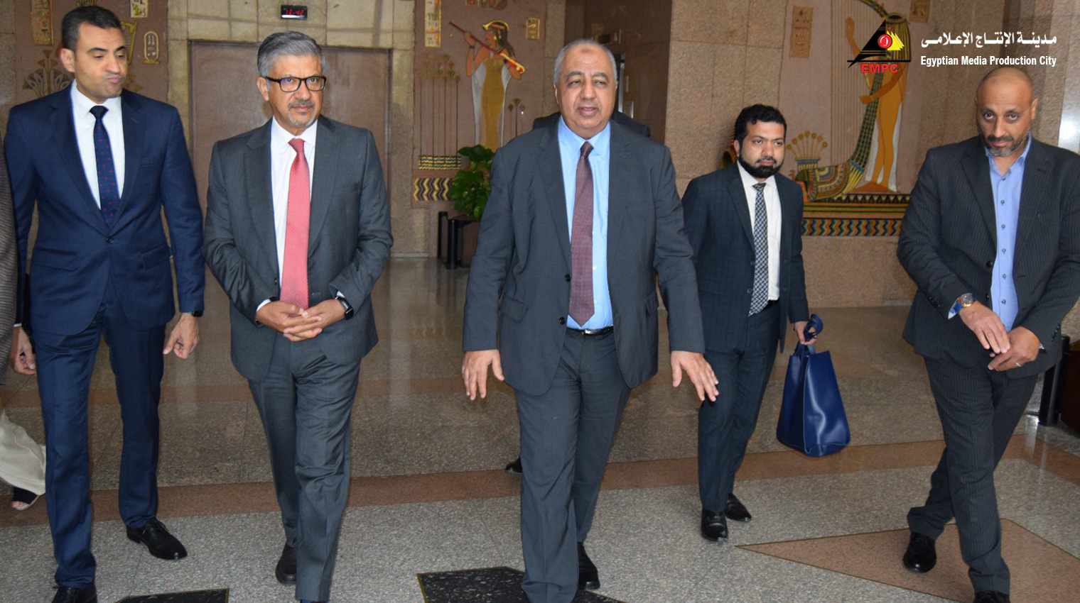 received_703034852335343