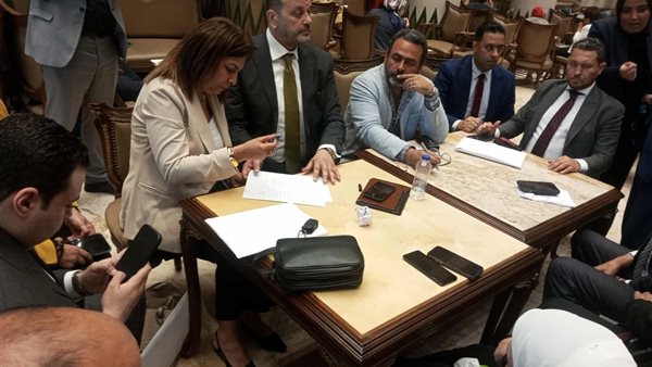 أسماء نواب المعارضة ومستقلين المنسحبين من جلسة مناقشة قانون الإيجار القديم