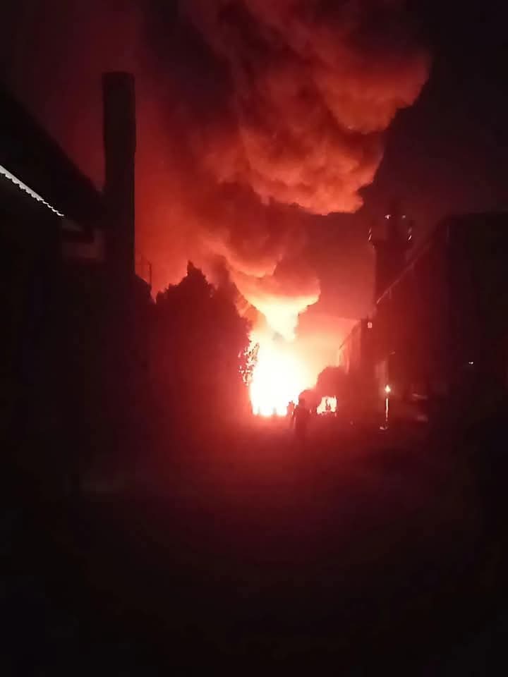 حريق شركة سيراميكا كليوباترا في العين السخنة.. التفاصيل الكاملة